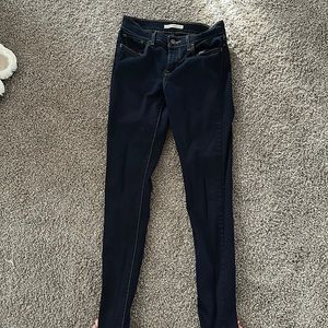 Size 28 Super Skinny Levi Jeans